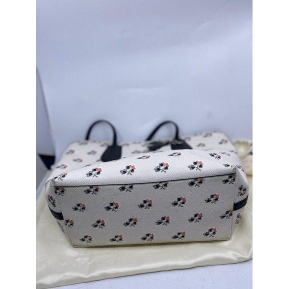 Coach shopping xl floral great condition msrp whit - Picture 5 of 12
